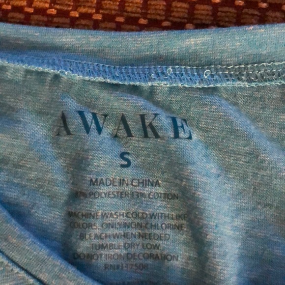 Graphic Tank Top - Picture 3 of 3